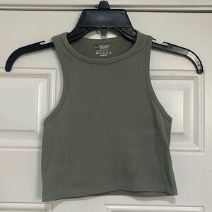 Medium stretchy crop top